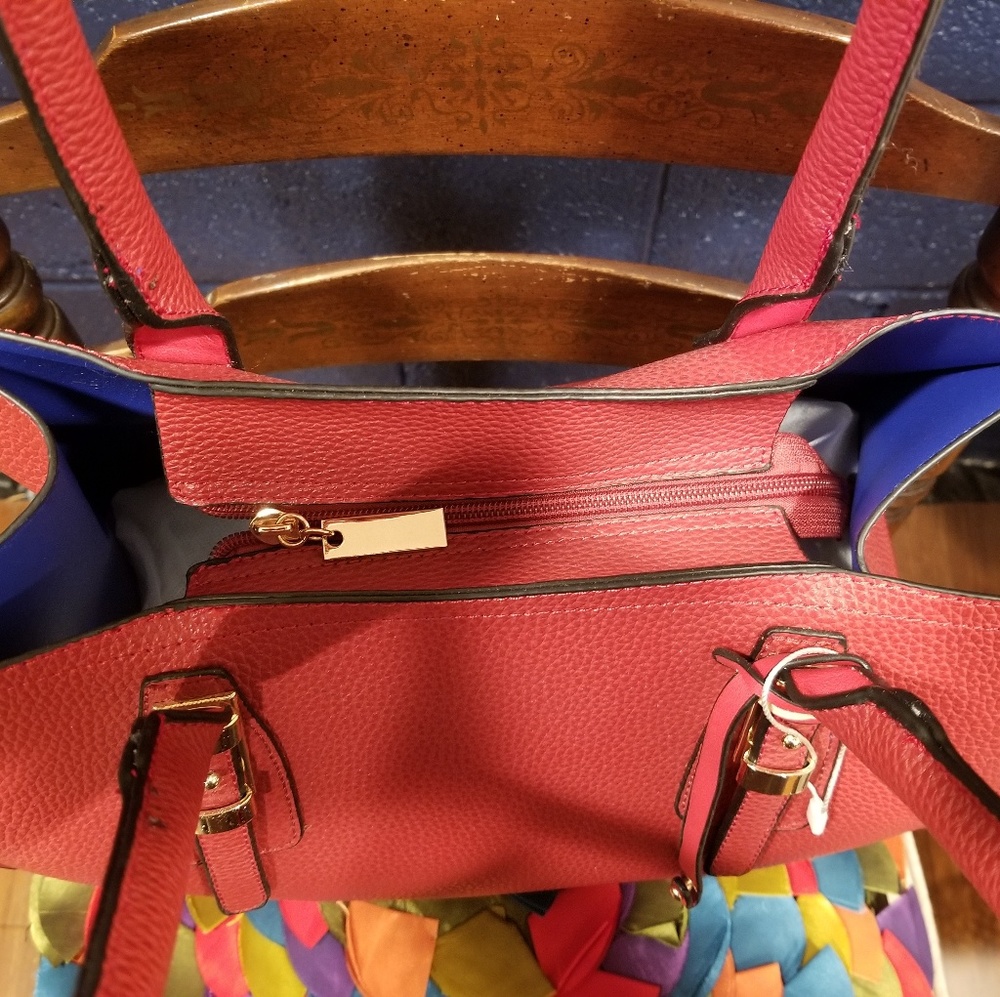 Handbag - Picture 2 of 3